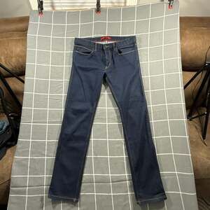 HUGO Mens Maine Regular-Fit Slim-Leg Dark Wash Denim Jeans